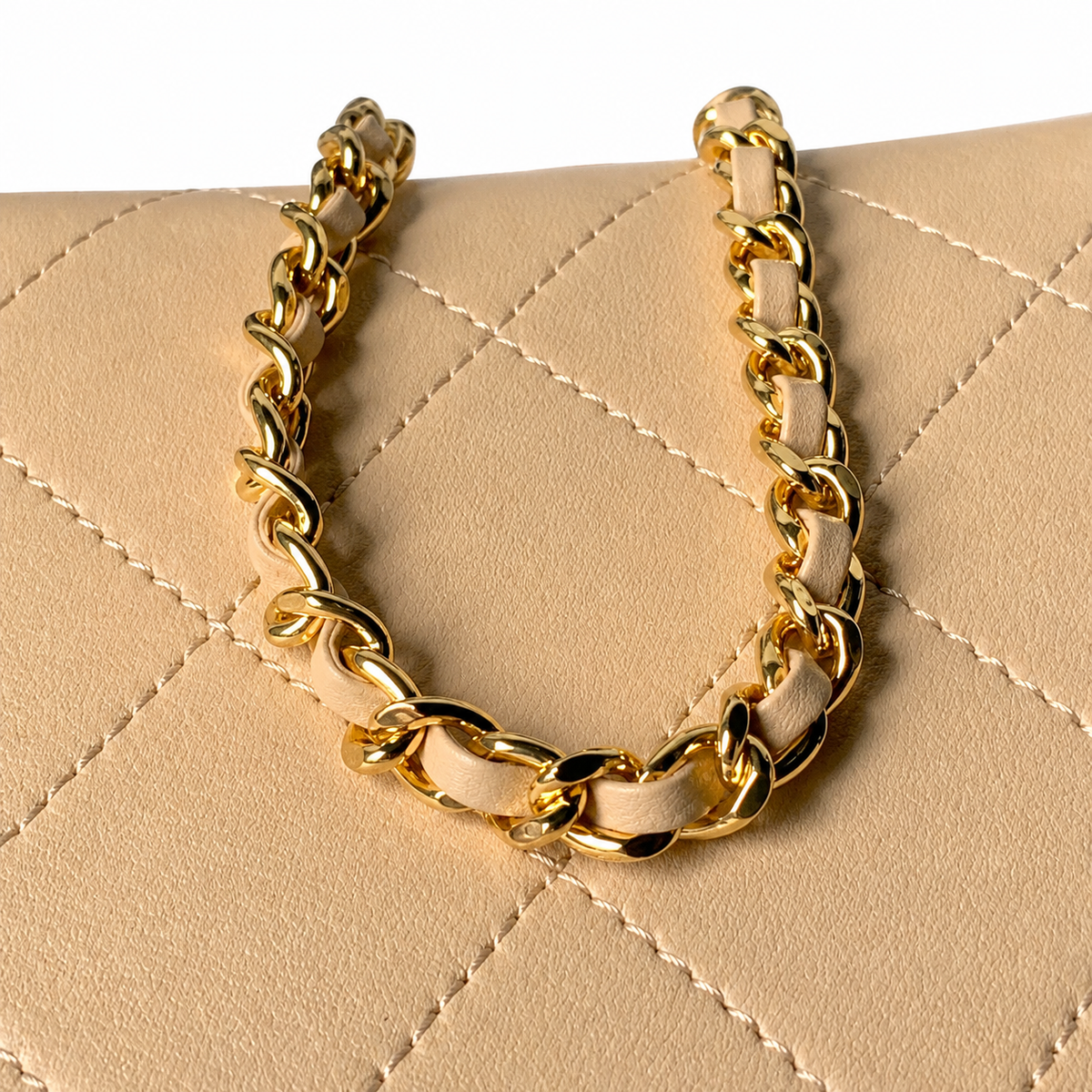 Chanel Diamond Quilted Handbag